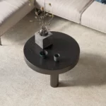 ⁦طاولة دائرية خشب بثلاثة أرجل⁩ - الصورة ⁦9⁩