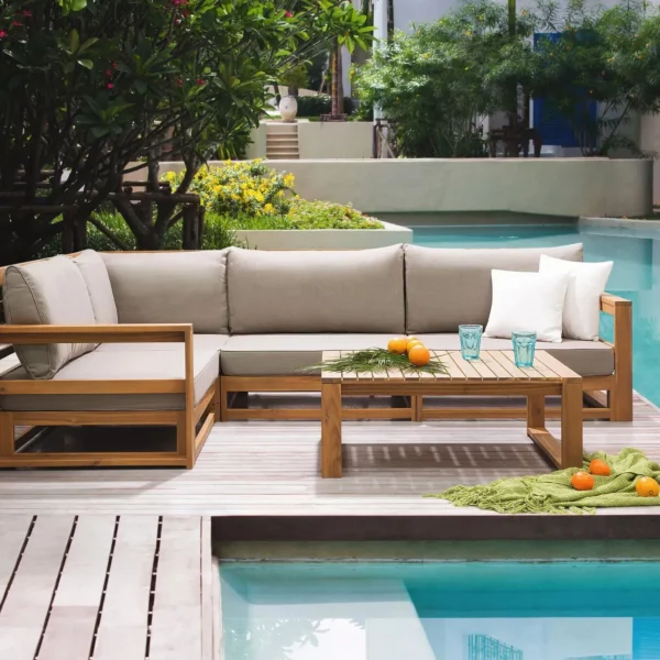 ركنة خشب زان أحمر بتصميم عصري لحدائقك وتراساتك